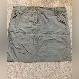 Dark green army skirt size L